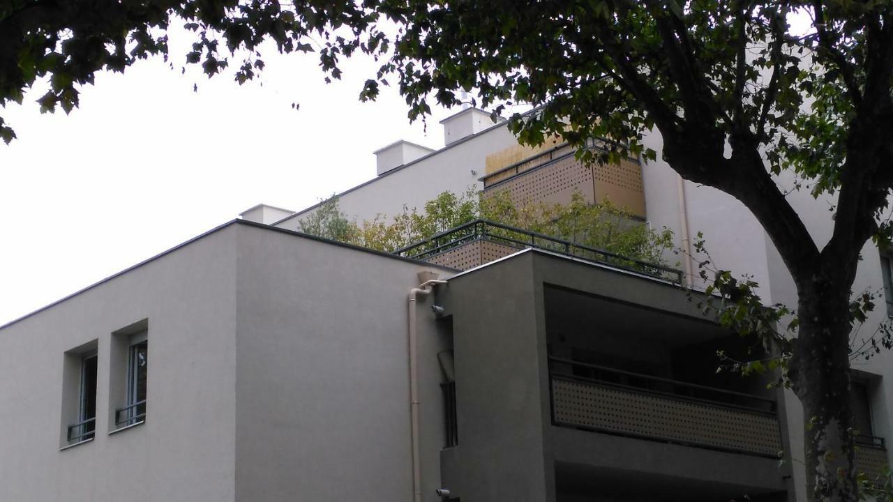 Appartement F3 Avec Parking Privee Saint-Priest  Exterior photo