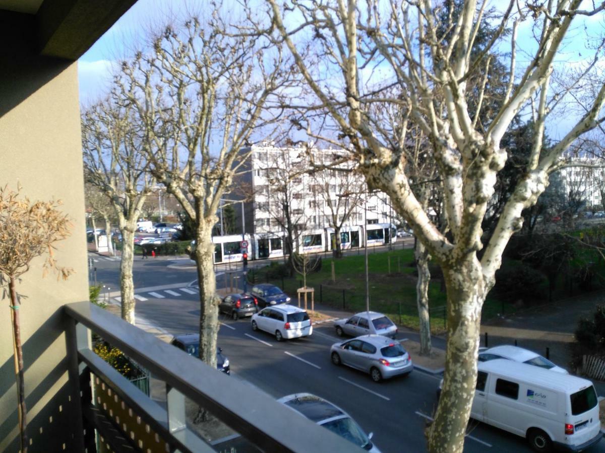 Appartement F3 Avec Parking Privee Saint-Priest  Exterior photo