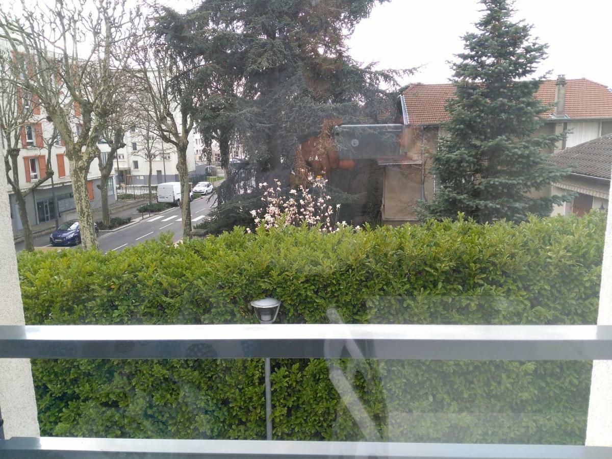 Appartement F3 Avec Parking Privee Saint-Priest  Exterior photo